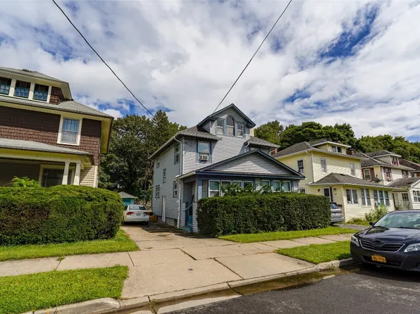 31 Baker St, Johnson City, NY 13790