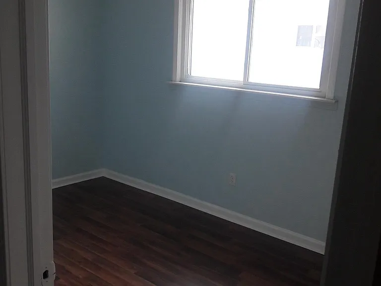 23825 Methuen Ave — Photo 8