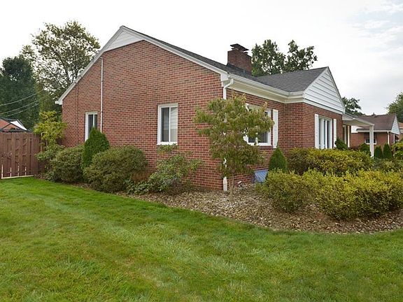 5th image of 684 Melwood Dr NE