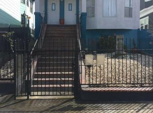 1524 Myrtle St, Oakland, CA 94607