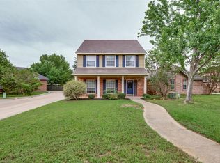 1156 Bent Oaks Dr, Denton, TX 76210
