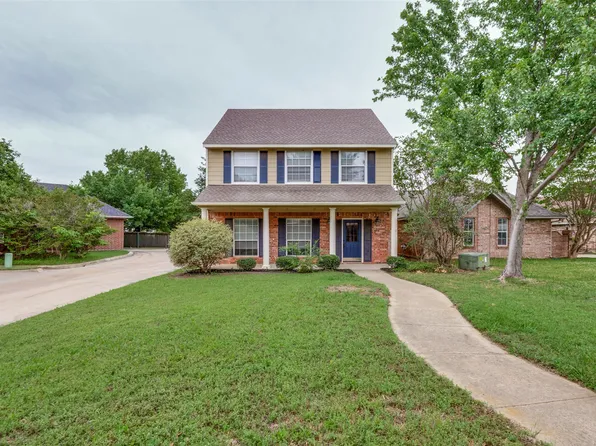 1156 Bent Oaks Dr, Denton, TX 76210