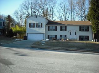 8907 Lake Braddock Dr, Burke, VA 22015