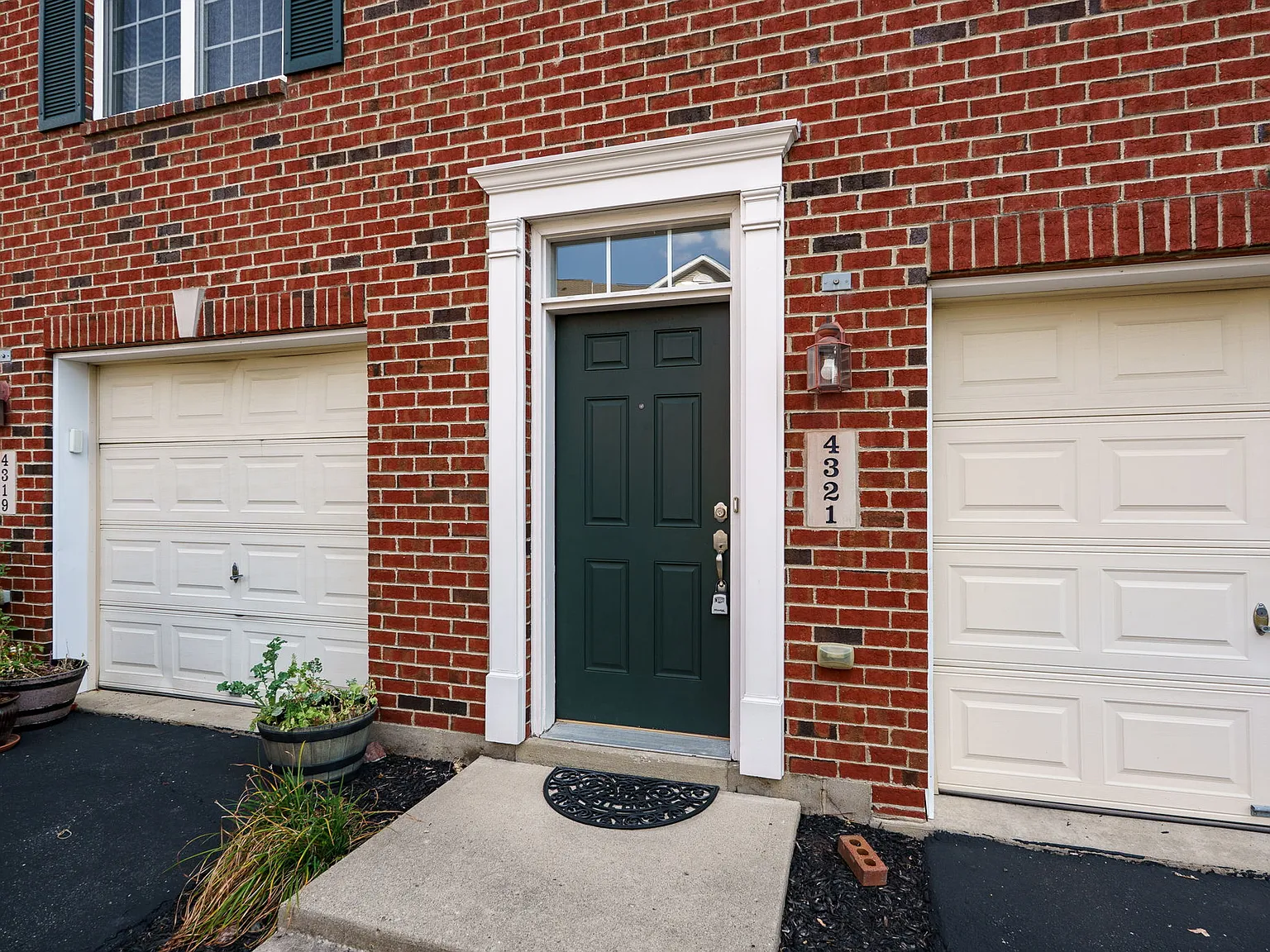 2 bed, 2.5 bath, 1617 sqft, $1,750 — Photo 4