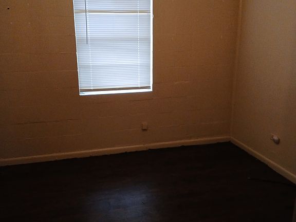 5th image of 322 Ogden Ave APT C