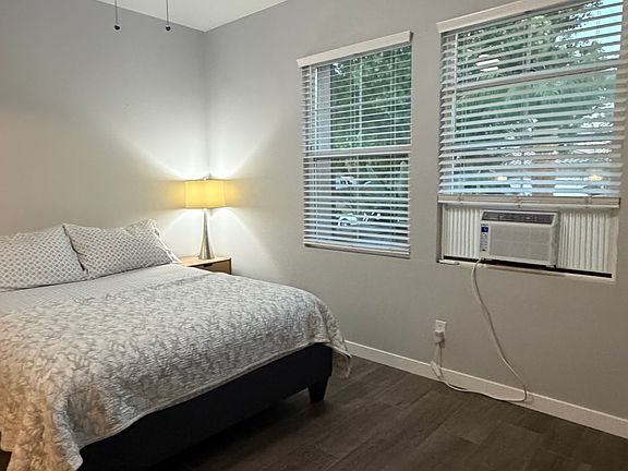 5th image of 1408 Blairwood Ave