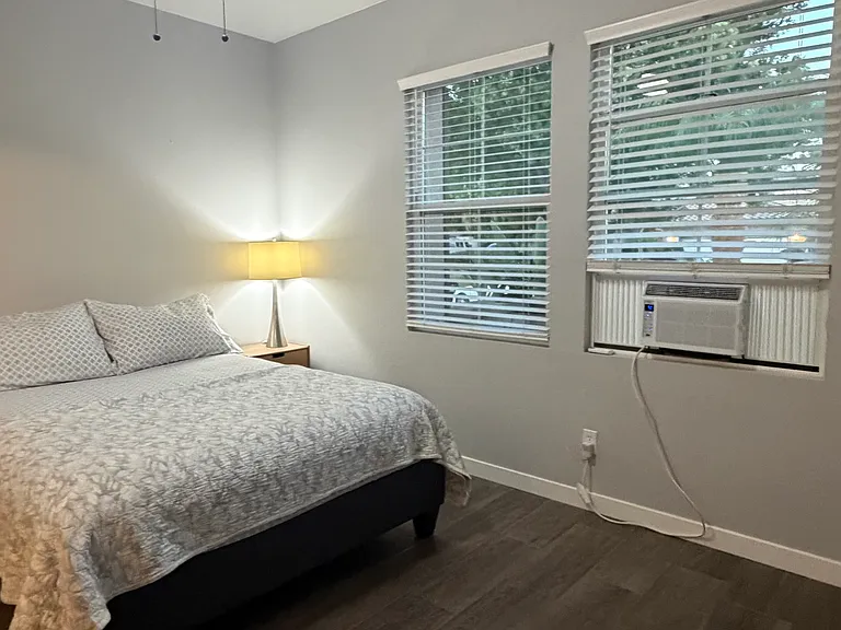 1408 Blairwood Ave — Photo 7