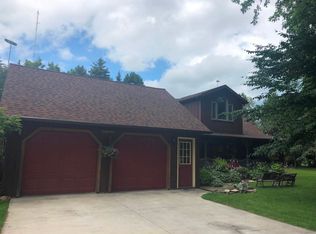 4236 Silver Creek Rd, Manitowoc, WI 54220