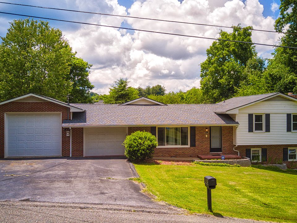 1st image of 4895 Druid Hills Ct