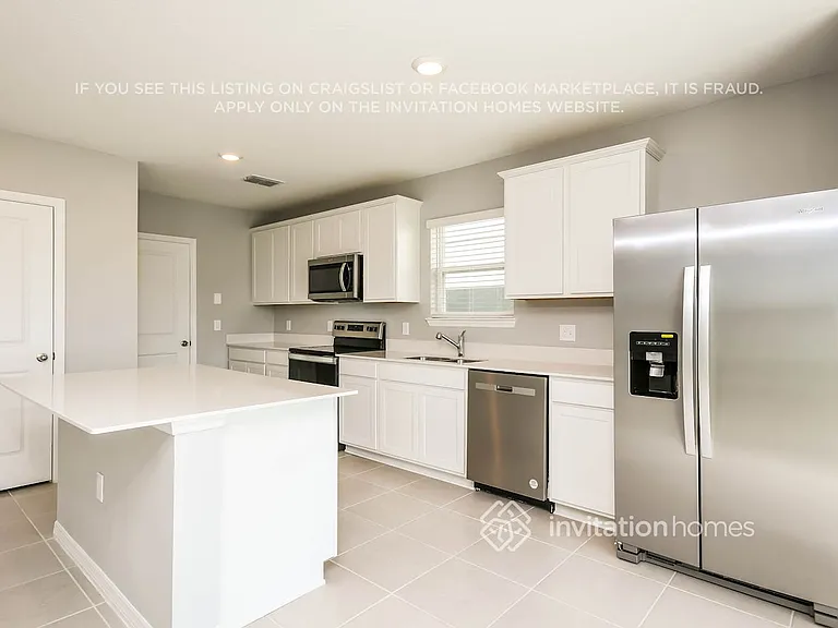 233 Woodsage Pl — Photo 8