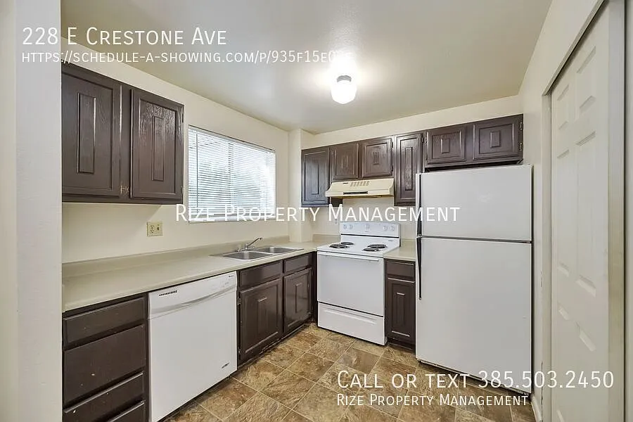 228 E Crestone Ave