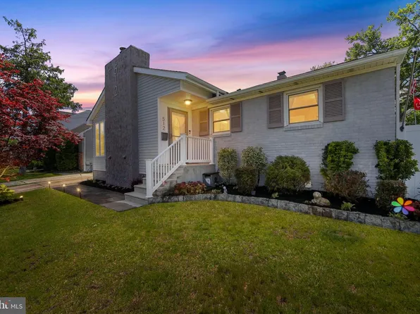 512 W Brooke Ave, Magnolia, NJ 08049