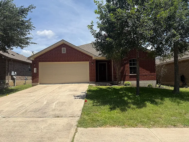 1098 Giberson Way — Photo 1