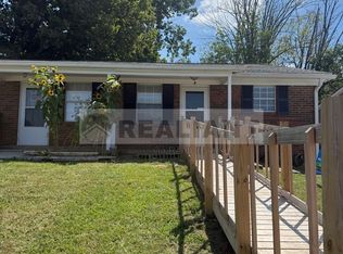 3688 Crosby Dr #B, Lexington, KY 40517