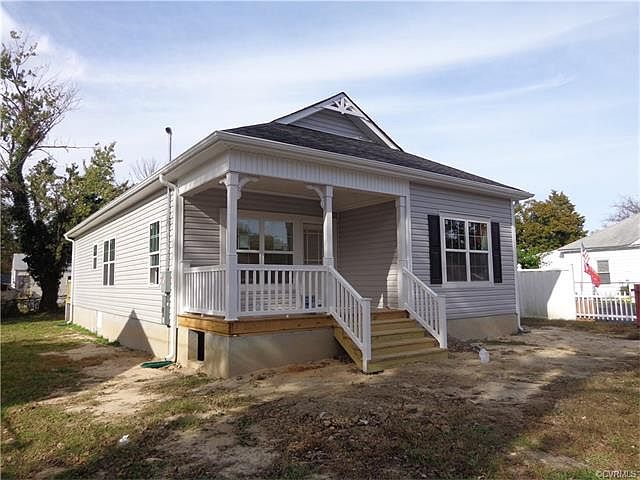 1st image of 204 N Kalmia Ave