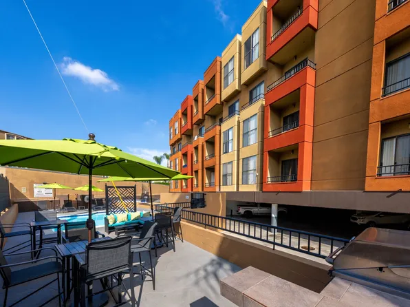 Diplomat Apartments