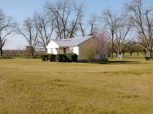 1430 Pineview Hwy, Pineview, GA 31071