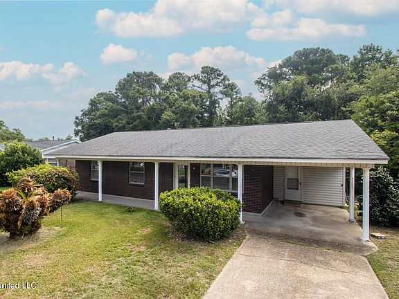 2nd image of 508 Hayden Dr