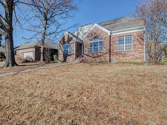 2nd image of 12212 Rainwood Rd