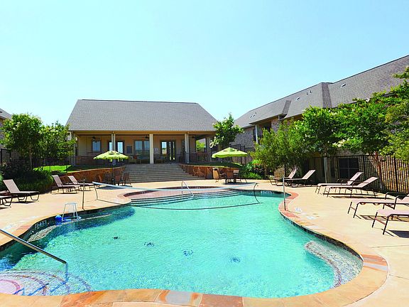 Salt Water Pool 