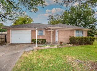 9625 Catlett Ln, La Porte, TX 77571