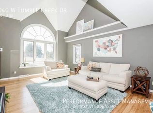 5040 W Tumblecreek Dr, Franklin, WI 53132