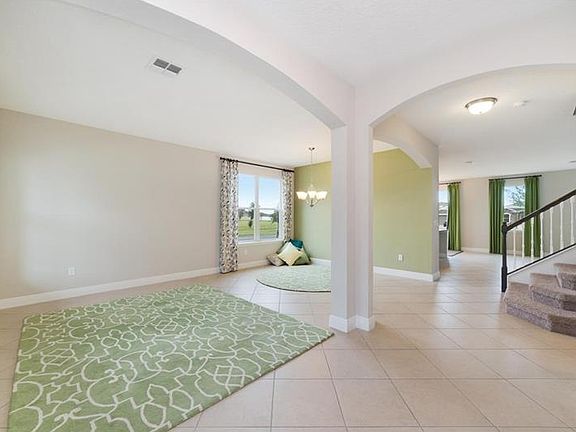 3rd image of 3210 Florenze Way