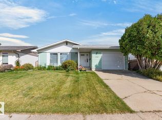 11464 152a Ave NW, Edmonton, AB T5X 1E2