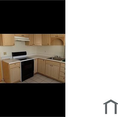 1st image of 3075 Pearl Ave APT 4