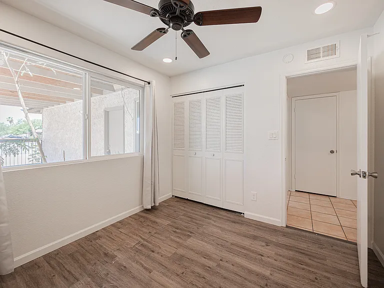2145 S Dorsey Ln — Photo 15