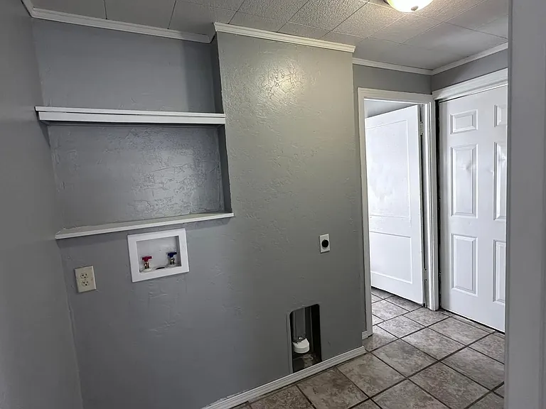 837 W Moore Ave — Photo 10
