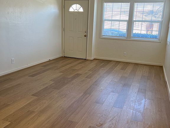 5th image of 501 42nd St