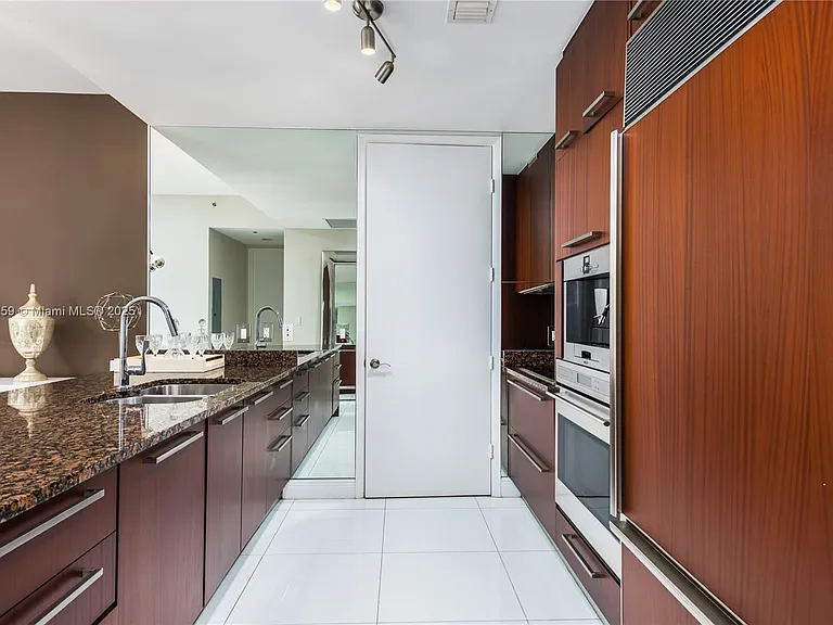 15811 Collins Ave #1702 — Photo 20