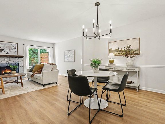 2nd image of 5464 Pine Top Cir