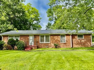 1302 Old Estill Springs Rd, Tullahoma, TN 37388