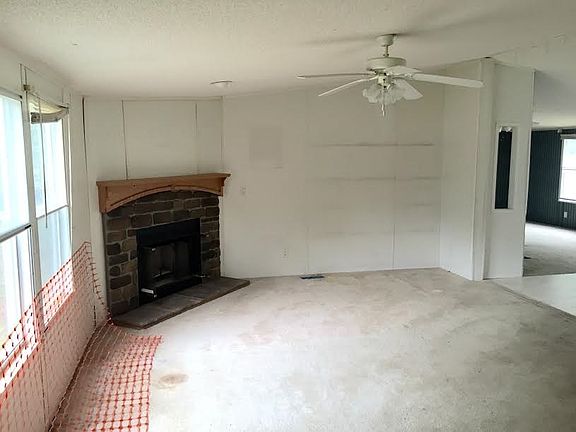 2nd image of 2718 Page St