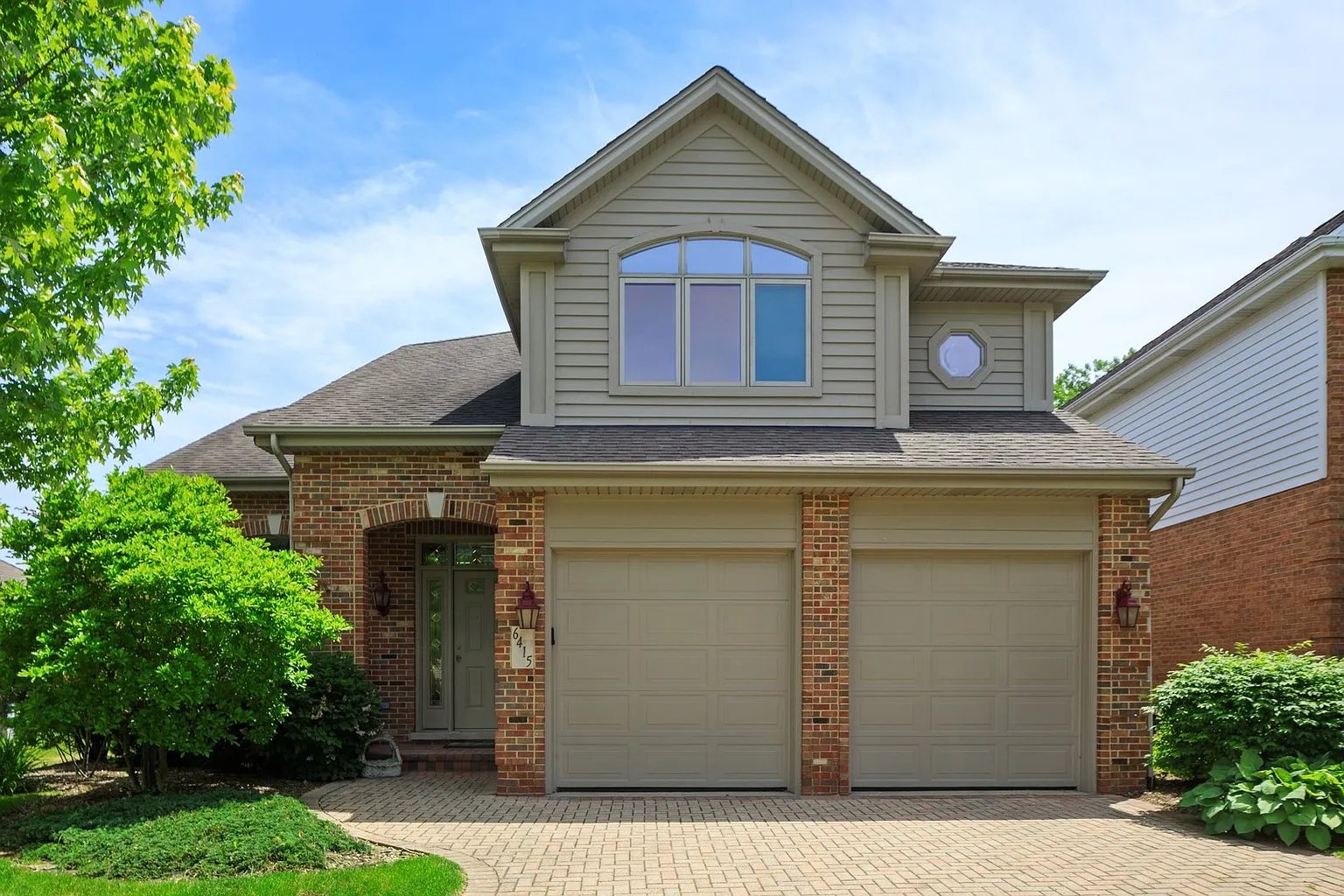 6415 Breton Lakes Dr photo 1