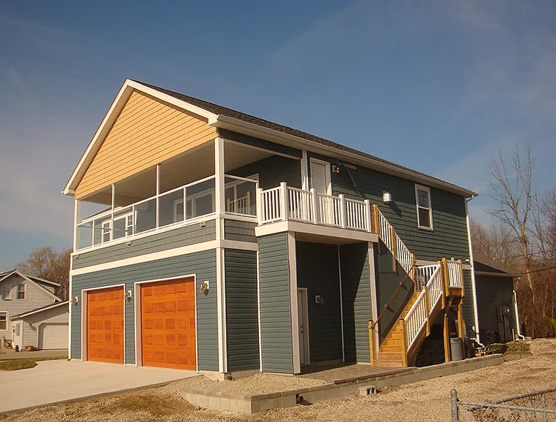 2 bed, 1100 sqft, $1,300 — Photo 2