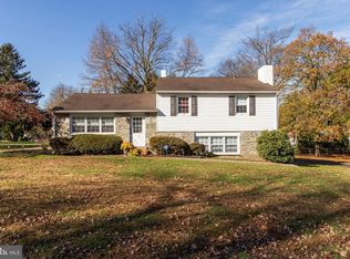 574 Broadview Rd, Holland, PA 18966