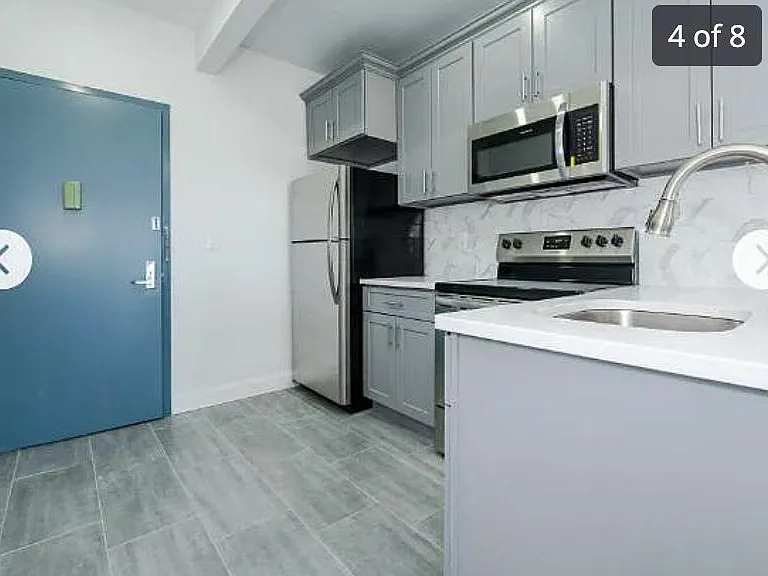 2115 Burr Ave #3B — Photo 2