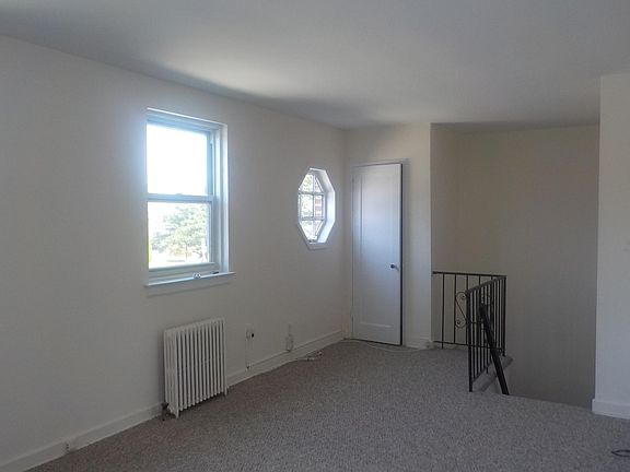 4th image of 7302 260th St Floor 2