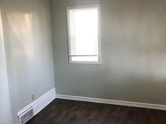 4th image of 920 S 5th St #2