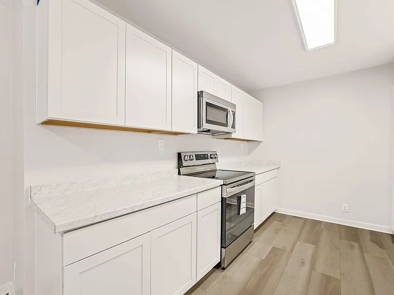 1325 Sharon Rd — Photo 8