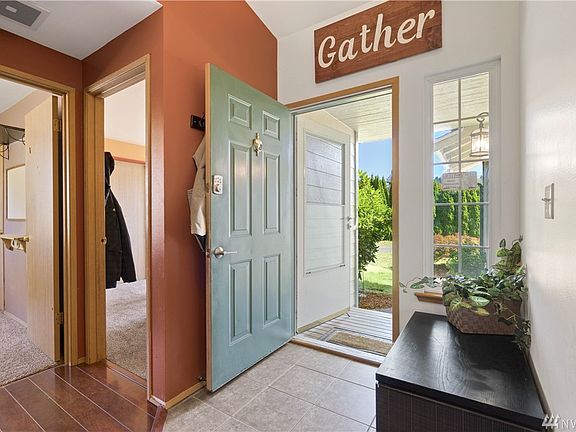 4th image of 301 Vista Ct