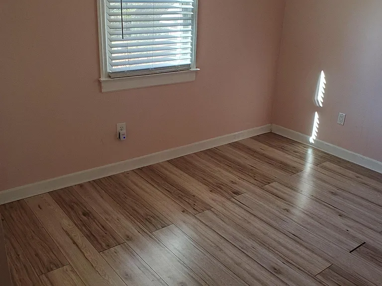 6833 Forestville Rd — Photo 6