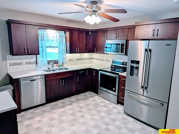 5th image of 142 S William Ave
