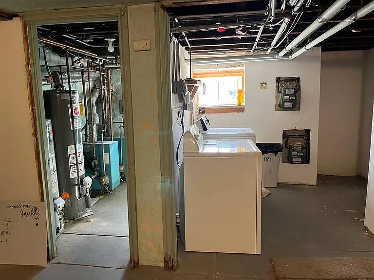 3403 Sheffield Ave #1 — Photo 4