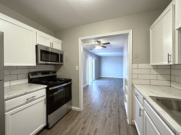 3rd image of 122 W 63rd St #102F