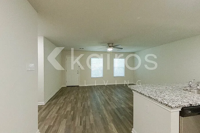 204 Wild Oak Dr — Photo 8