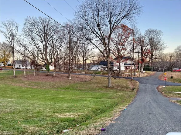 0 W Dodson St, Pilot Mountain, NC 27041